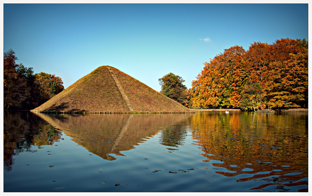 Pyramide im Schlosspark Branitz