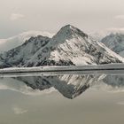 Pyramide im Schnee