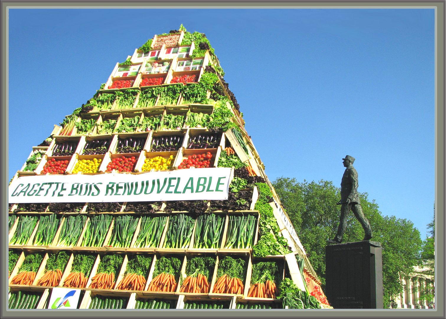 Pyramide pour le général