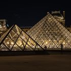 Pyramiden vor dem Louvre