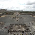 Pyramids Teothiuacan Mexico