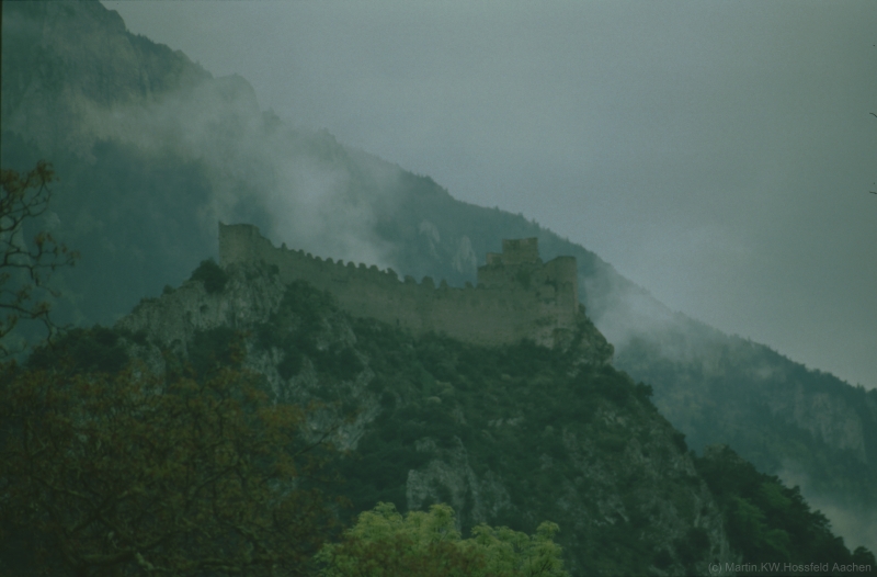 Pyrenäen Burg 2
