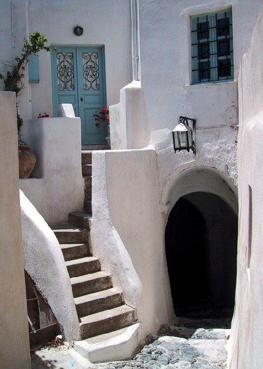 Pyrgos - Santorini 2003