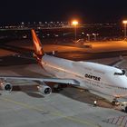 Qantas B744 at night