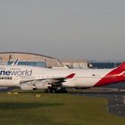 Qantas Boeing 747-438