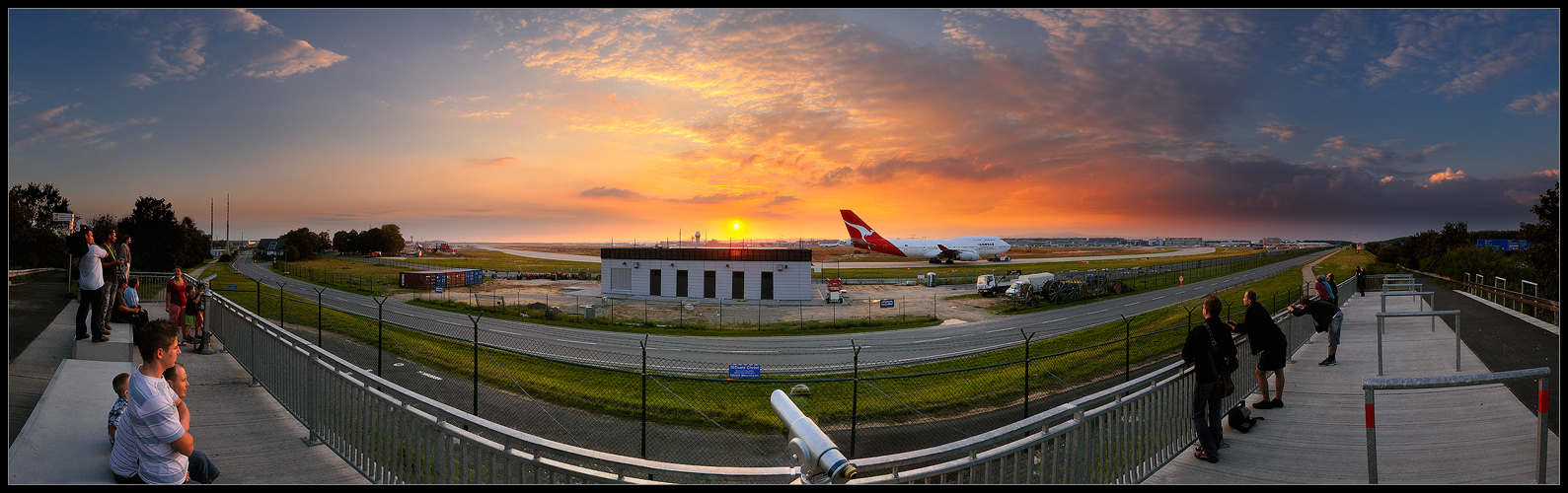 ... Qantas Sunset ...