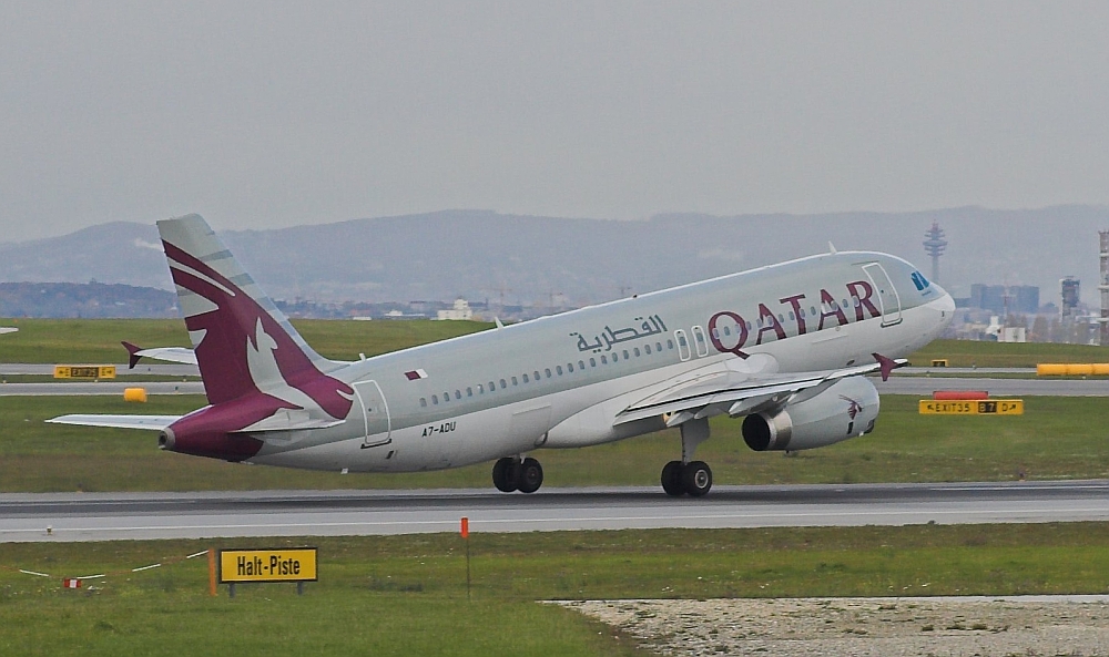 QATAR A320