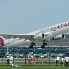 Qatar Airways A330-302