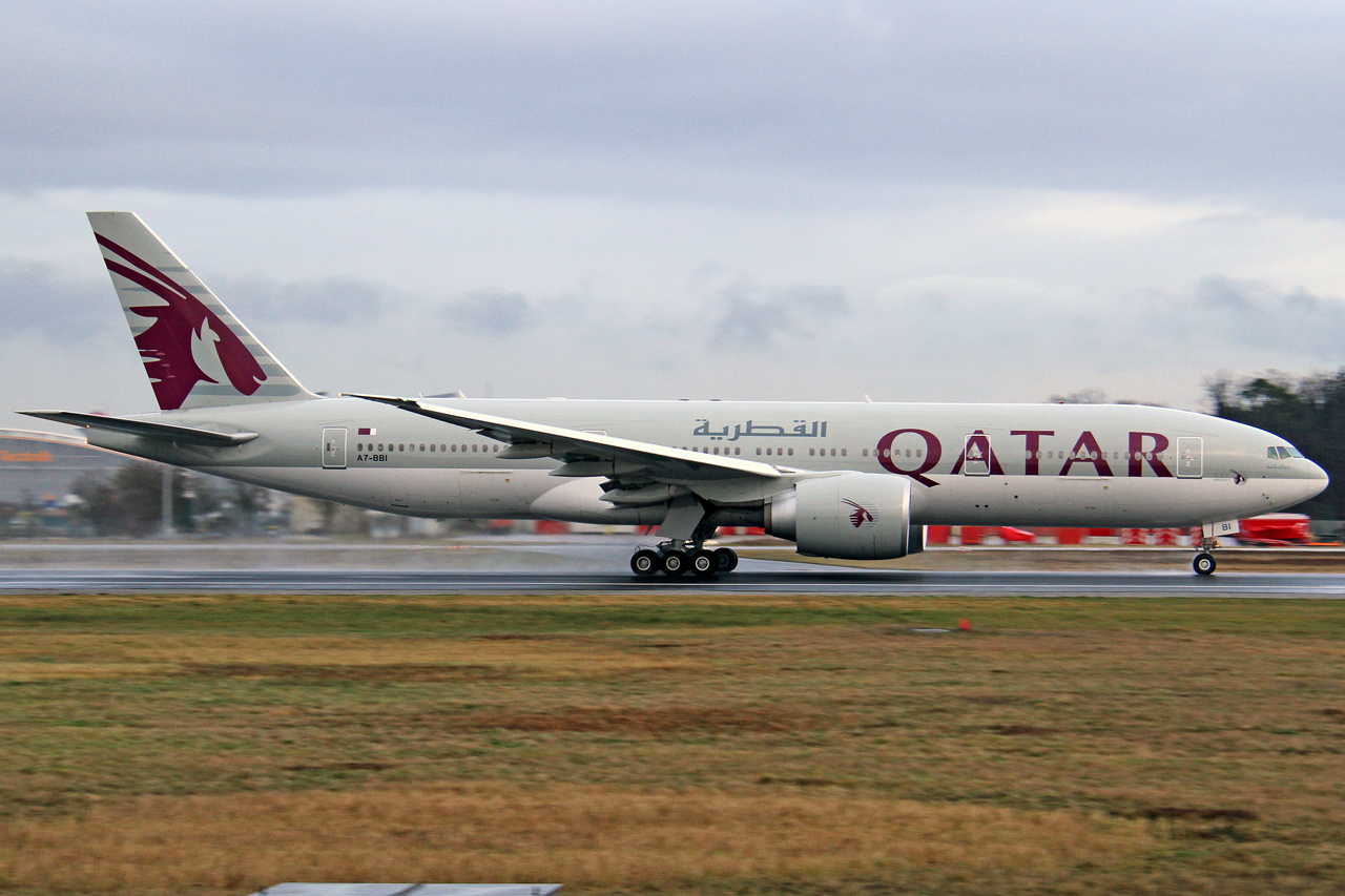 Qatar Airways Boeing 777-2DZ(LR) A7-BBI