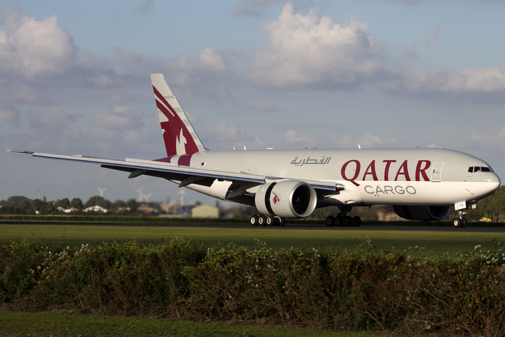 Qatar B777