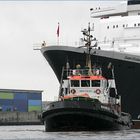 QE2 + Bugsier 20 & Fiete