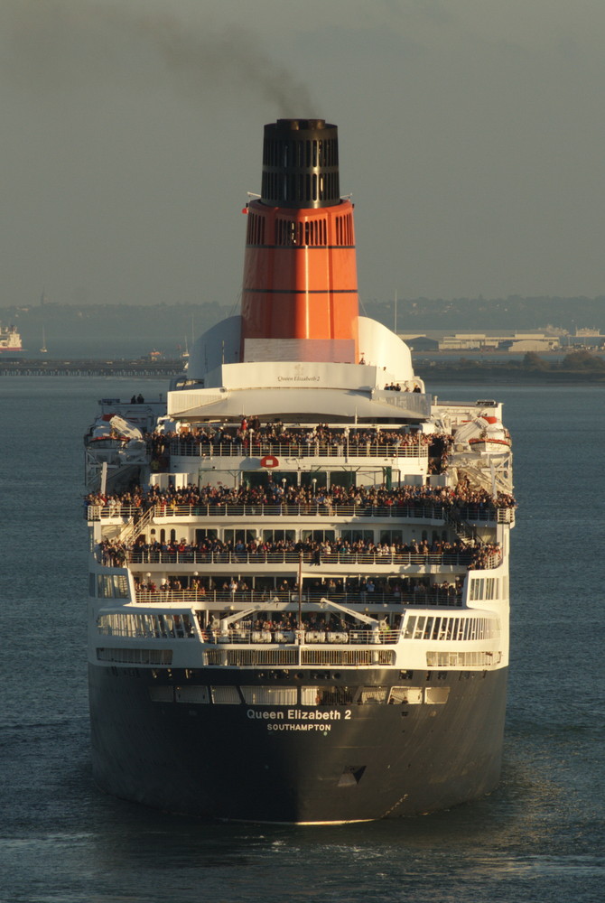 QE2 Farewell