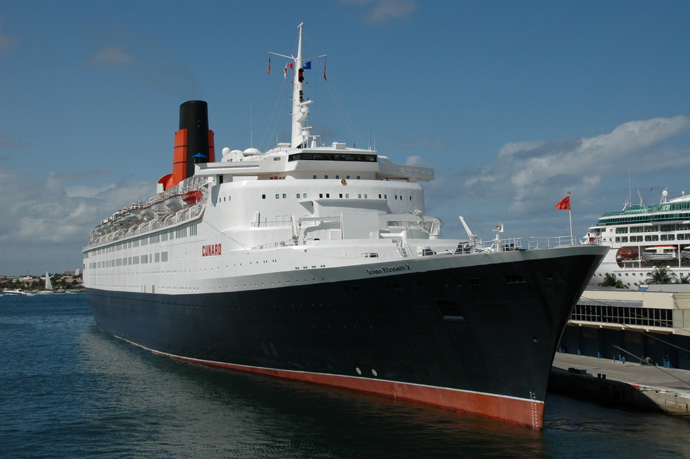 QE2 in Fort Lauderdale - April 2008