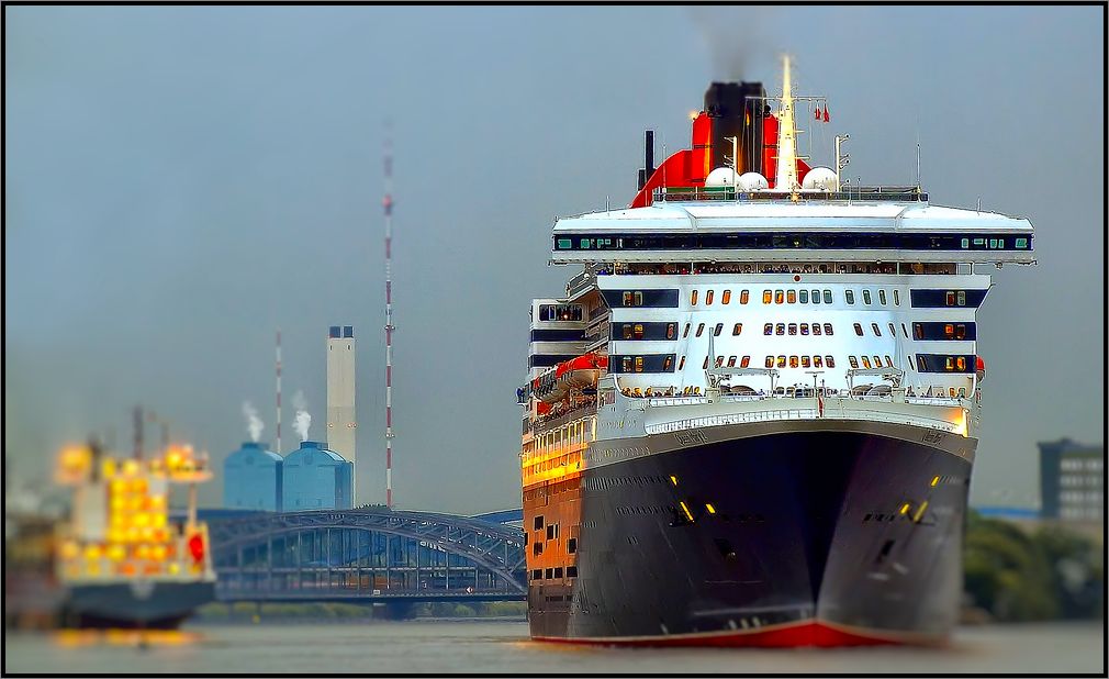 -QM 2 -