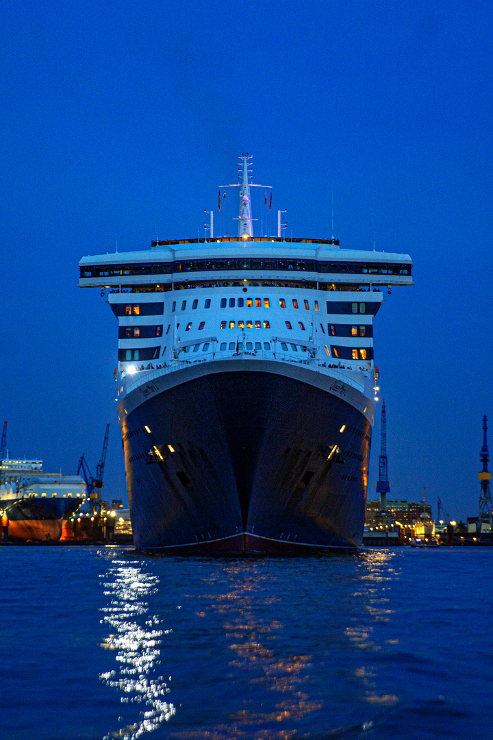 QM 2 Frontal