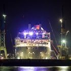 QM 2 im Dock