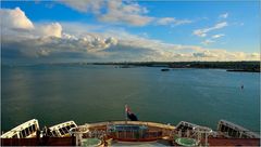 ... QM2 022 ...