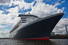 QM2