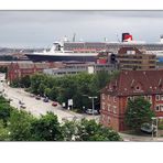 QM2 - Day in Hamburg (1)