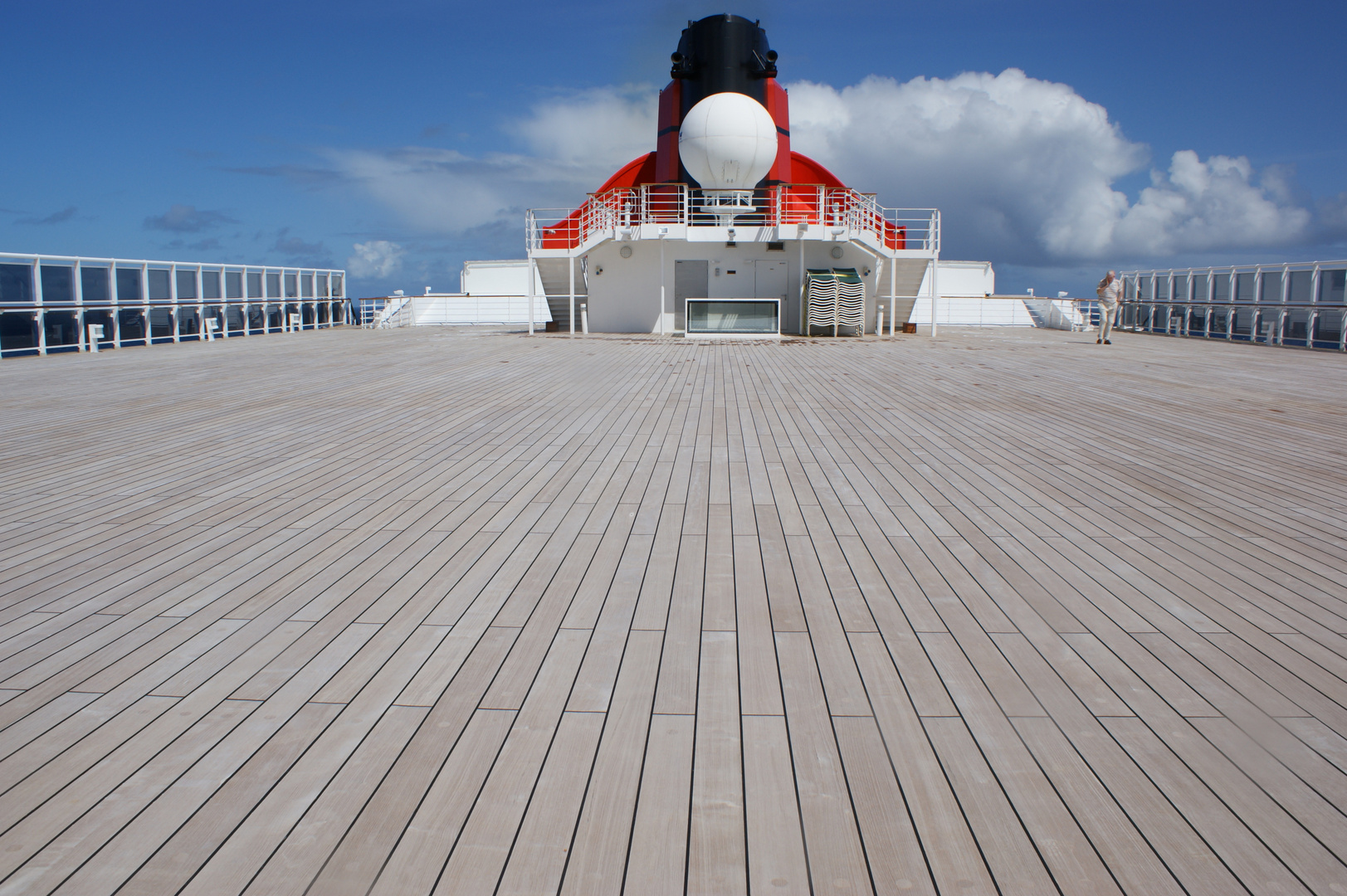 QM2 on Deck to NY