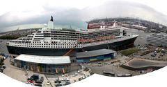 QM2-Pano [02]