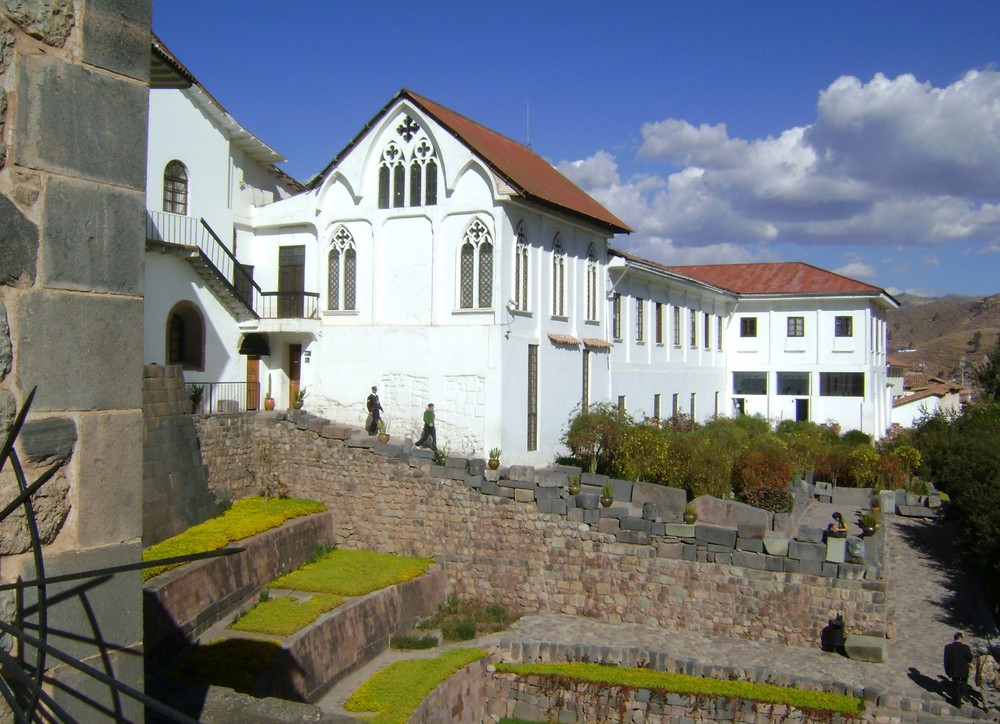 Qoricancha Temple and Church Saint Domingo - CUZCO - Perú