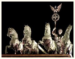 quadriga bei nacht