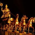 Quadriga bei Nacht