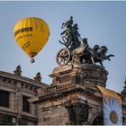 Quadriga und Ballon