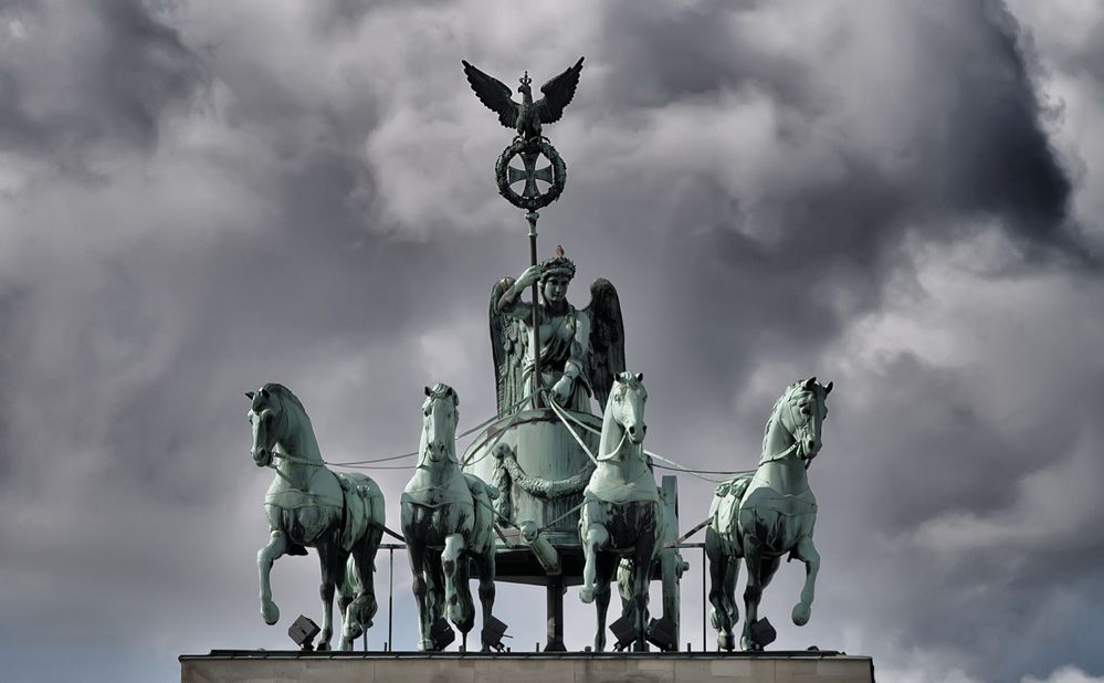 Quadriga vor dem Sturm...