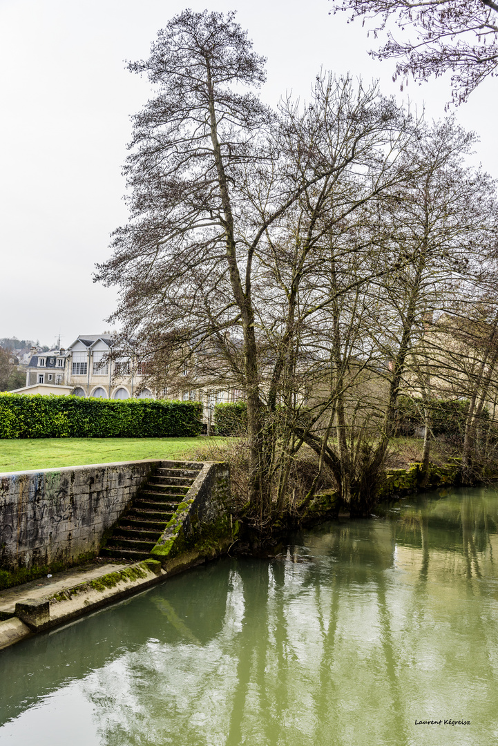 Quai du beuvron Clamecy