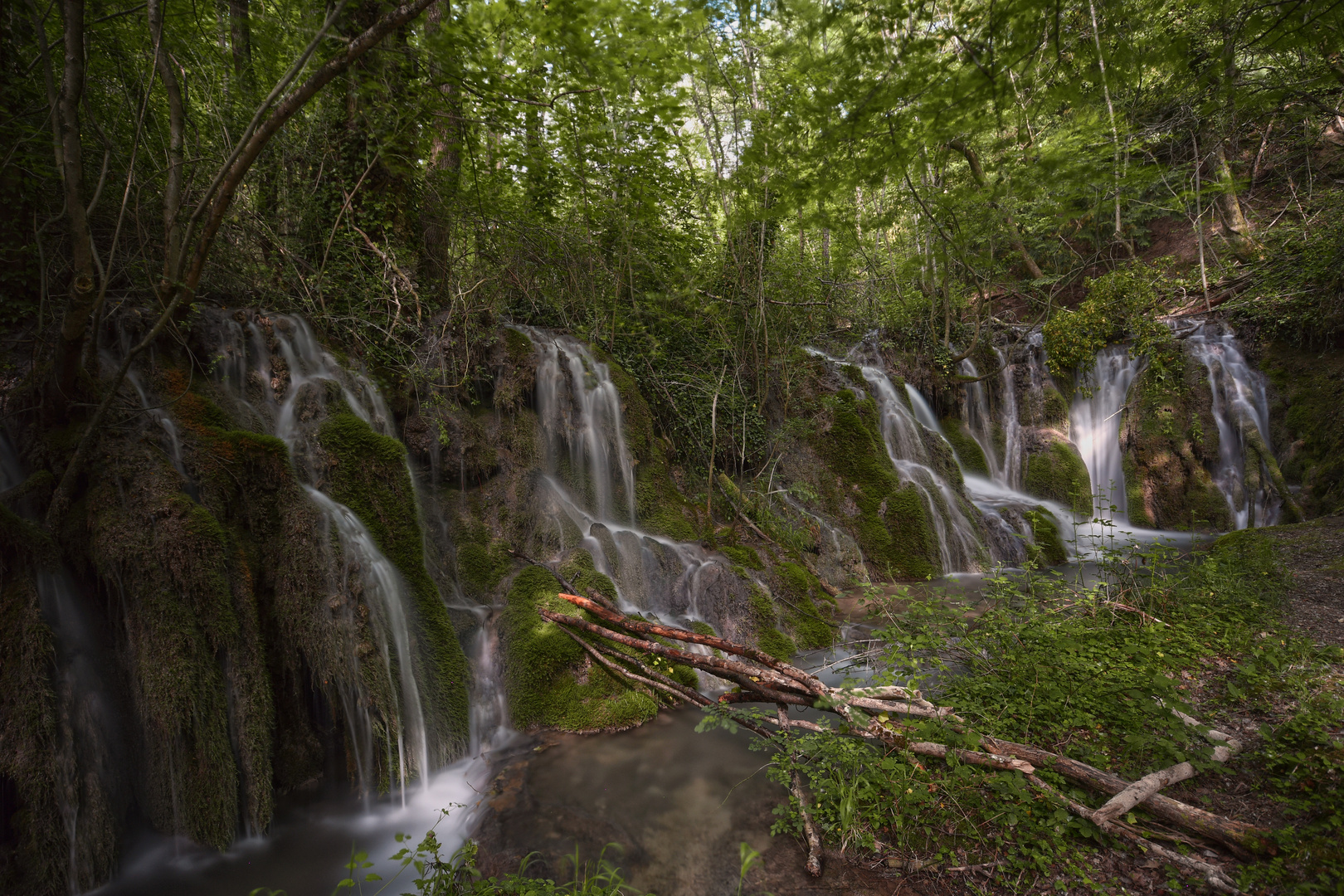 quand l eau ressort de tous les cotées