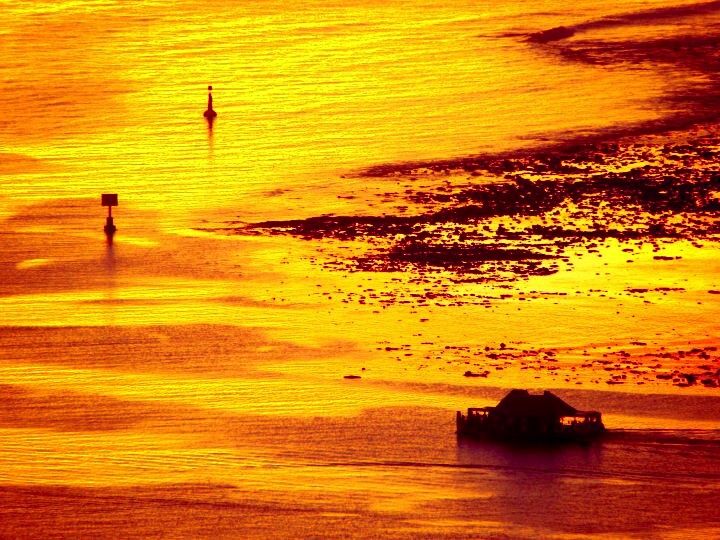 Quand la mer prend la couleur du soleil