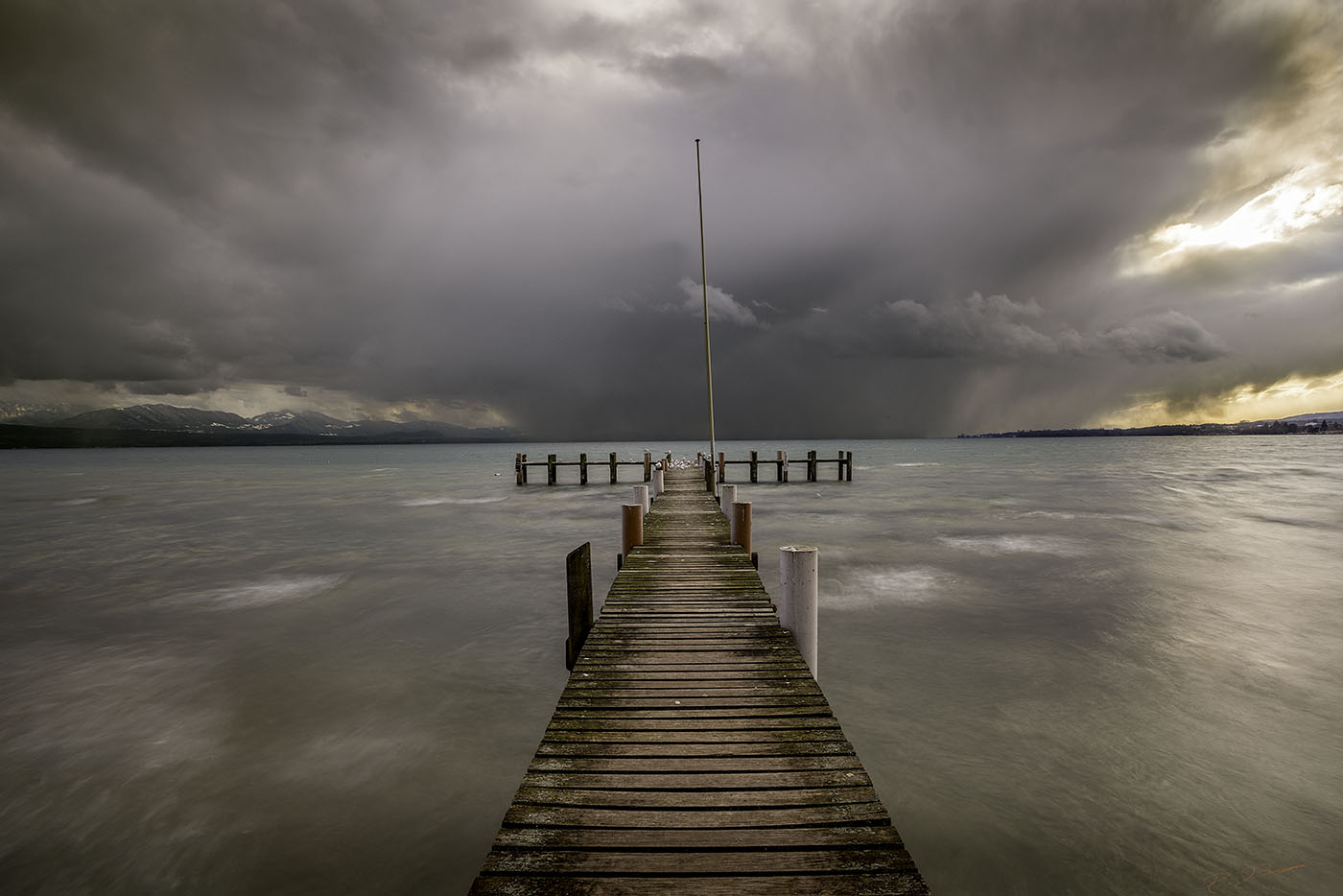 Quand l'orage arrive sur la lac