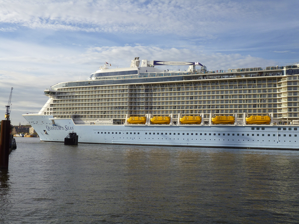 Quantum of the Seas vor dem Eindocken.