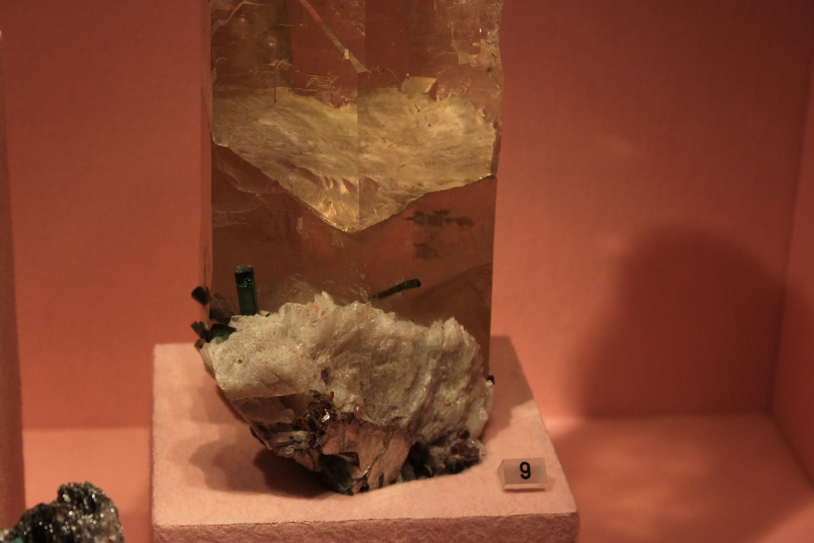Quartz, Tourmaline and Albite @ Mineralogisches Museum Hamburg II