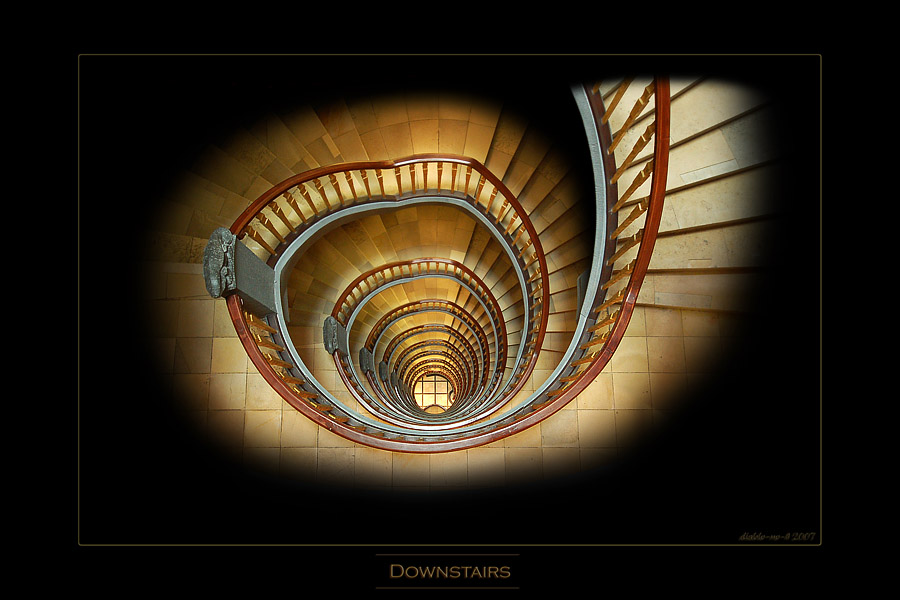 Quatro Hamburges - Stairs