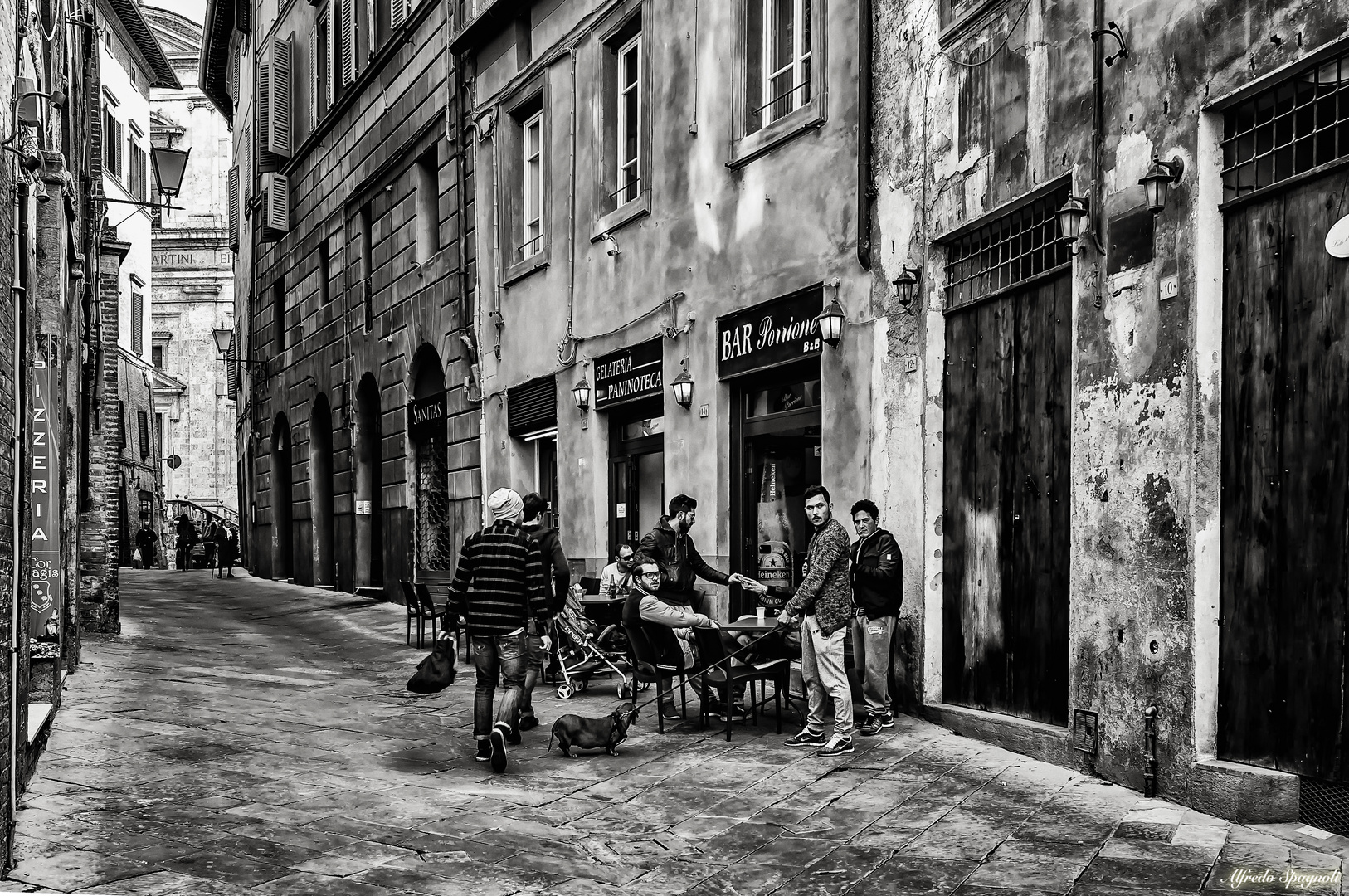 QUATTRO AMICI AL BAR