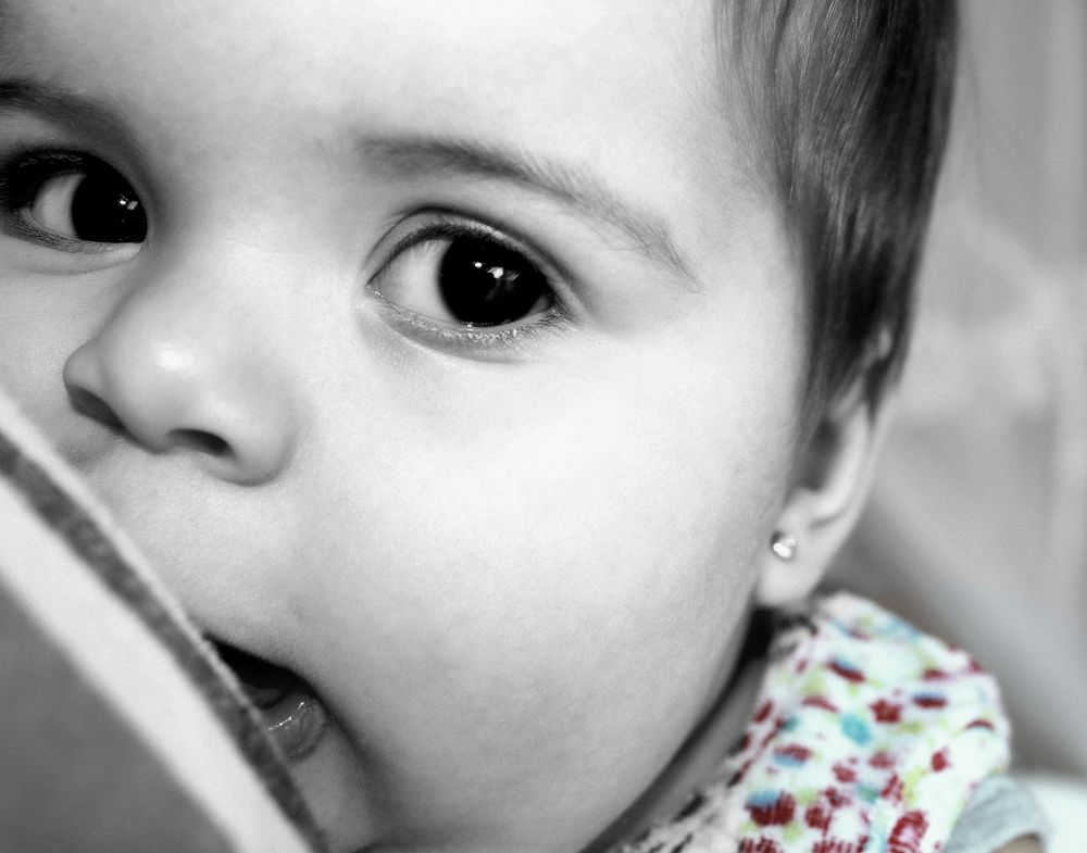 que bonitos ojos tienes debajo de esas dos cejas... Imagen & Foto archiv, a r c h i v aktuell