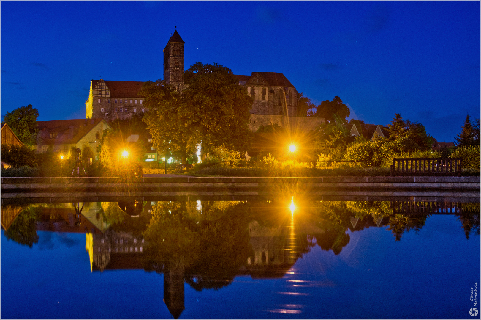 Quedlinburg, Blick zur Stiftskirche aus dem Abteigarten.