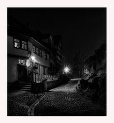 Quedlinburg - Centrum " Schlossberg am Abend in SW "