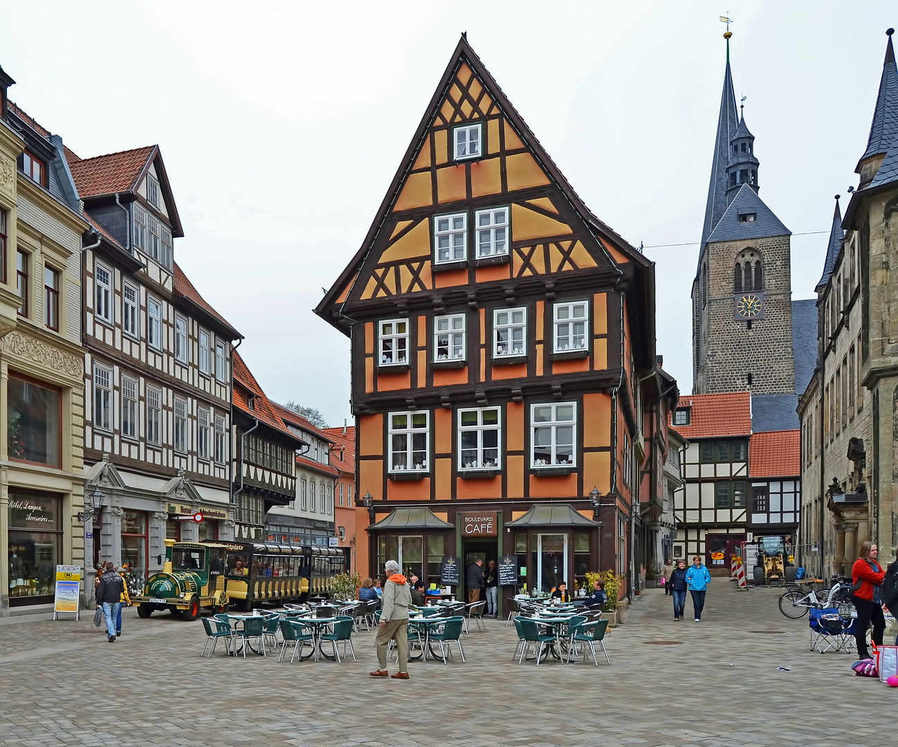 tourist information quedlinburg telefonnummer