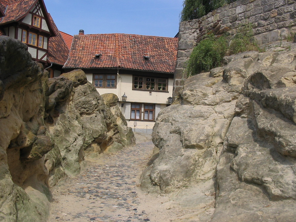 Quedlinburg - Felsen in der Stadt