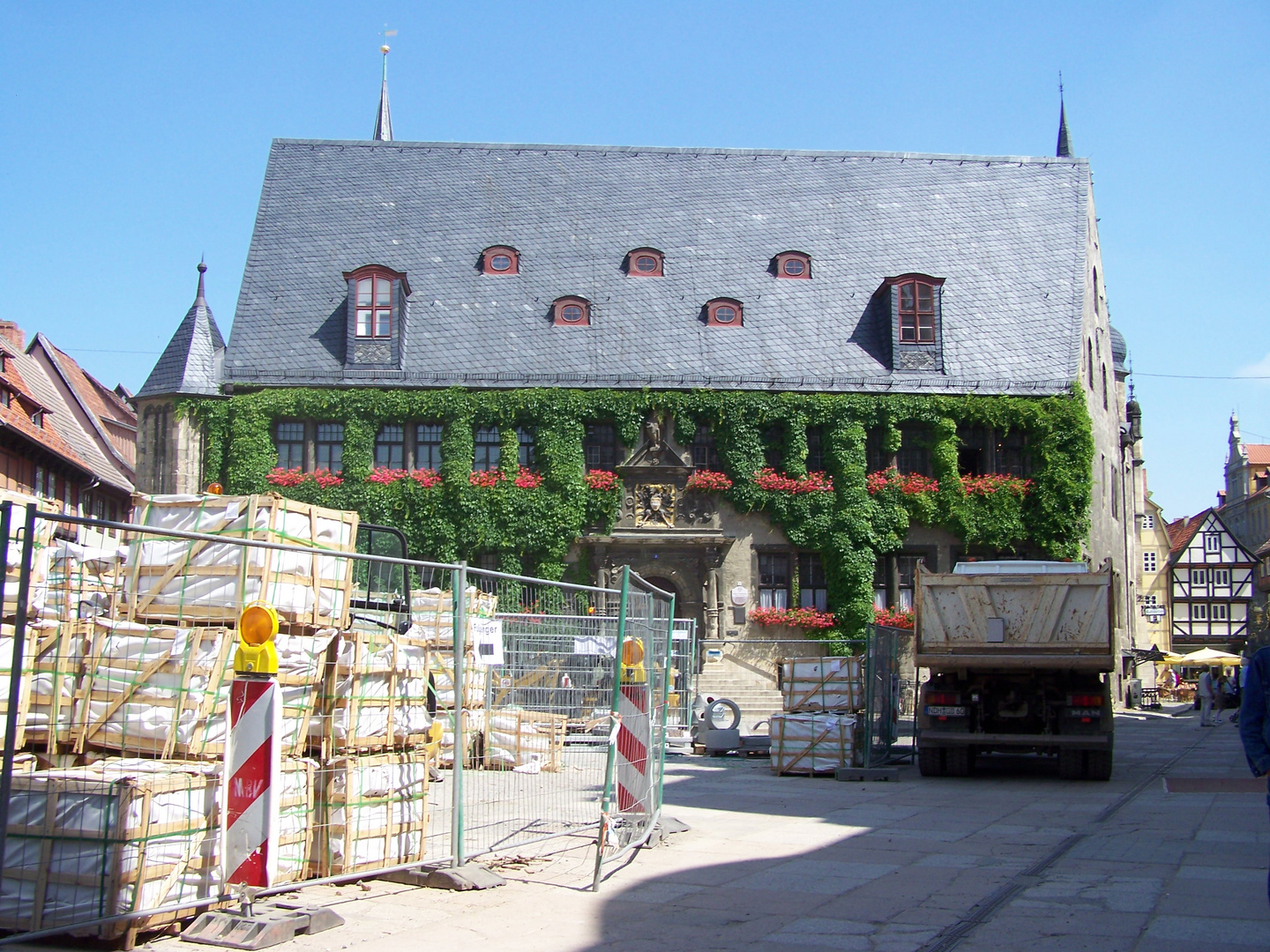 Quedlinburger Marktplatz wird saniert und modernisiert