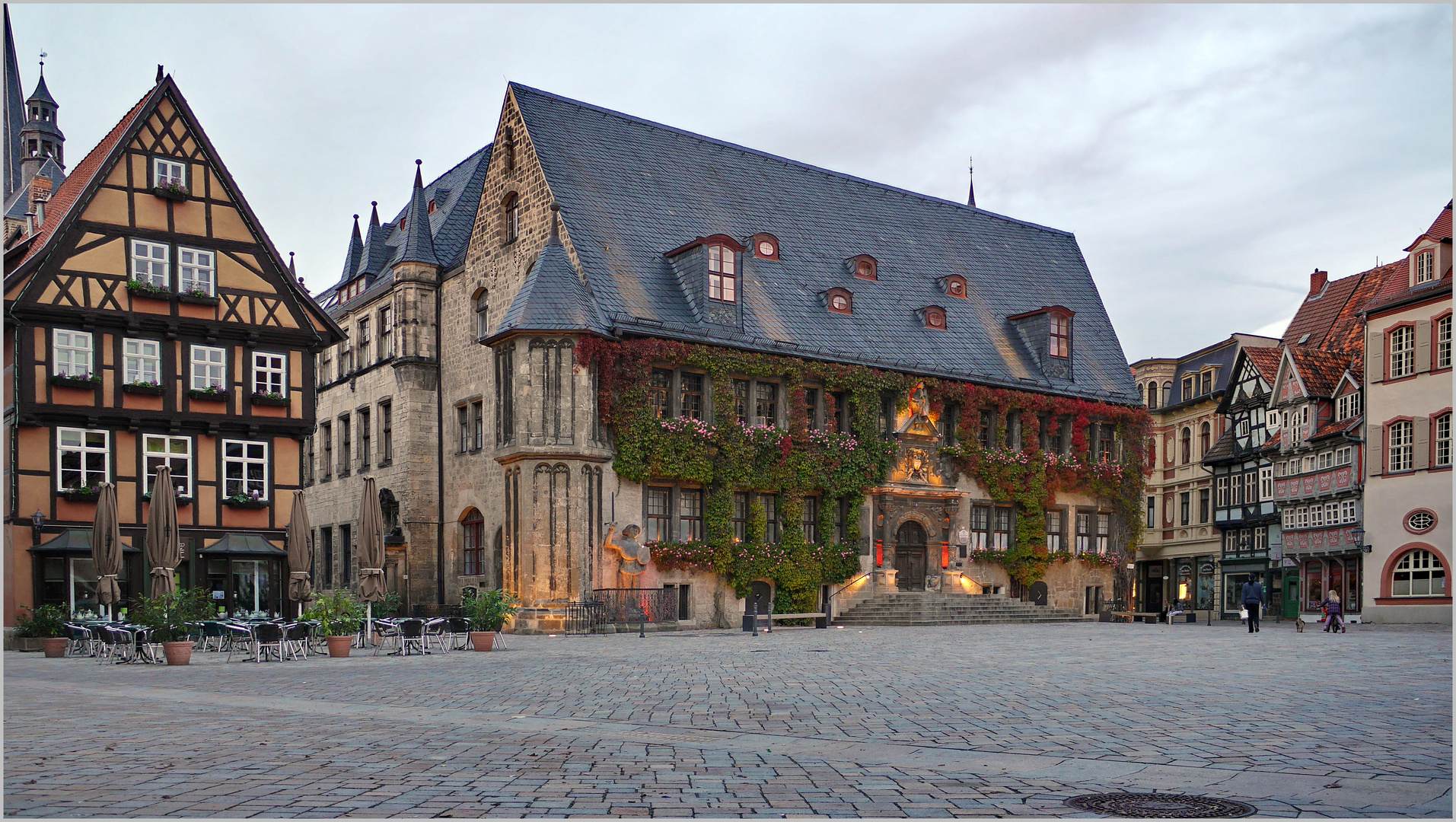 Quedlinburger Rathaus in der Dämmerung