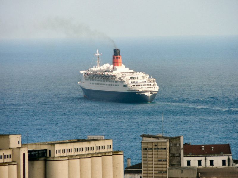 Queen Elizabeth 2