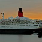 Queen Elizabeth 2 in Hamburg