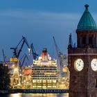 Queen Elizabeth im Dock Elbe 17