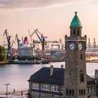 Queen Elizabeth in den Hamburger Docks von Blohm + Voss