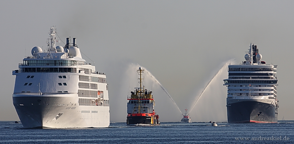 Queen Elizabeth - Kiel 24.07.2012 (1)